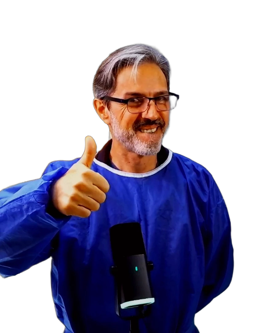 Dr. Douglas Lima fazendo sinal de positivo